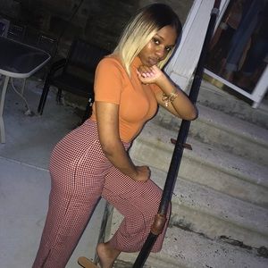 Meet your Posher, Jadah